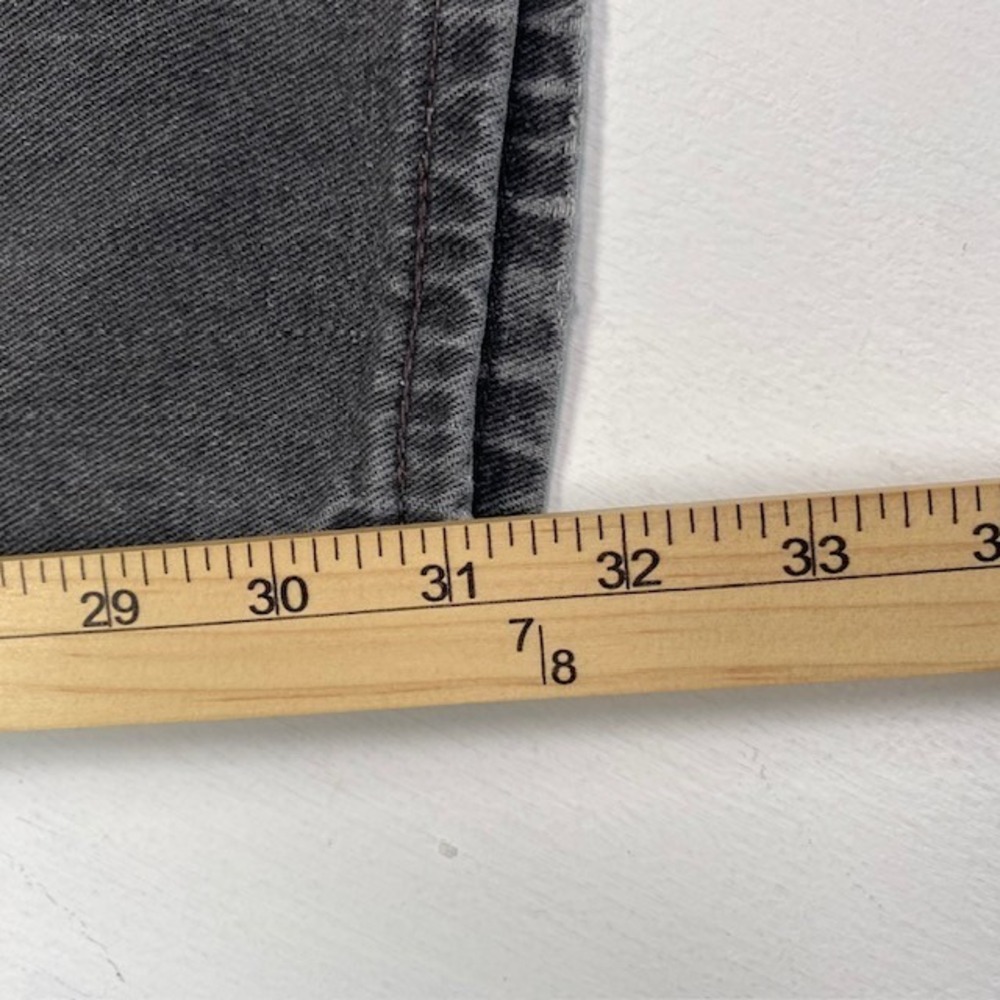 Vintage Levis 550 Relaxed Fit Jeans Mens 36x32 Faded Black Made in USA 90s Denim - Picture 8 of 12